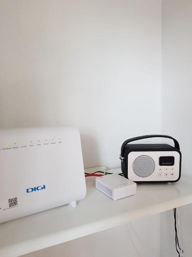 פואנגירולה Modern, Cozy Studio מראה חיצוני תמונה