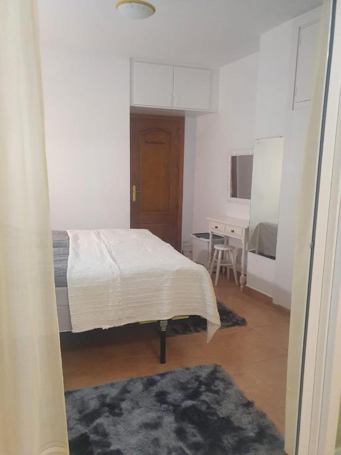 פואנגירולה Modern, Cozy Studio מראה חיצוני תמונה